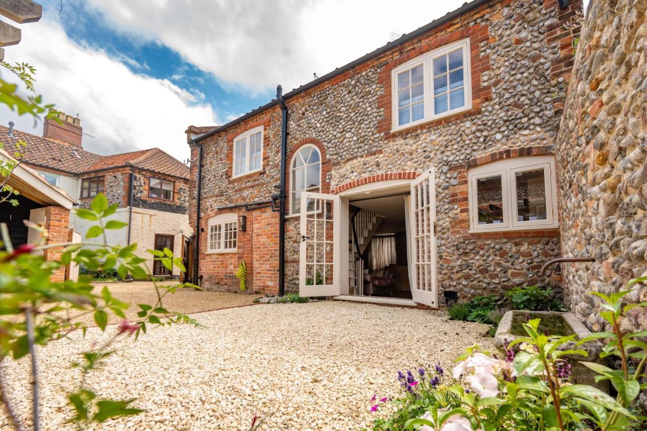 Number 27 By Big Skies Cottages Holt  Exterior photo